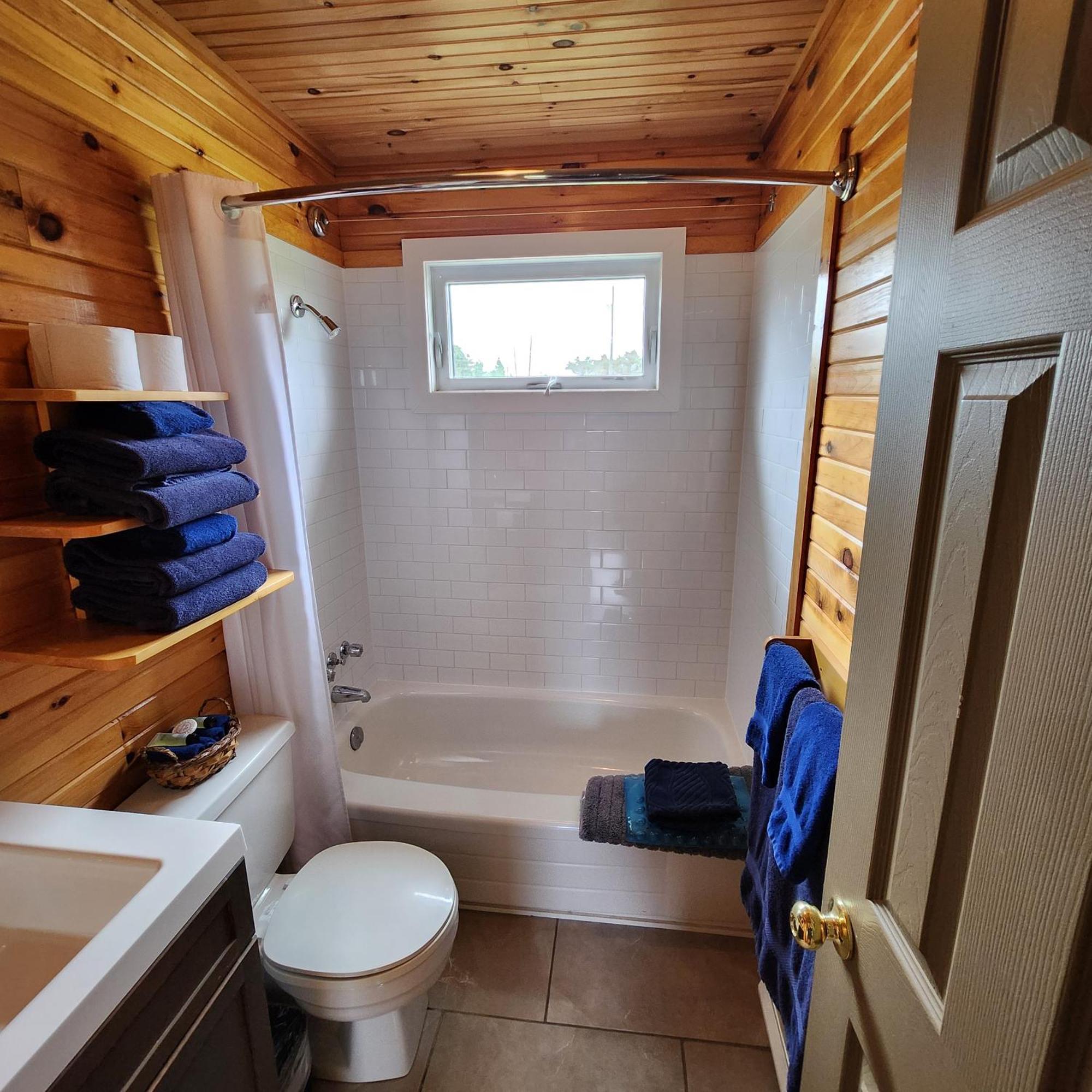 Cavendish Bosom Buddies Cottage Resort Kültér fotó