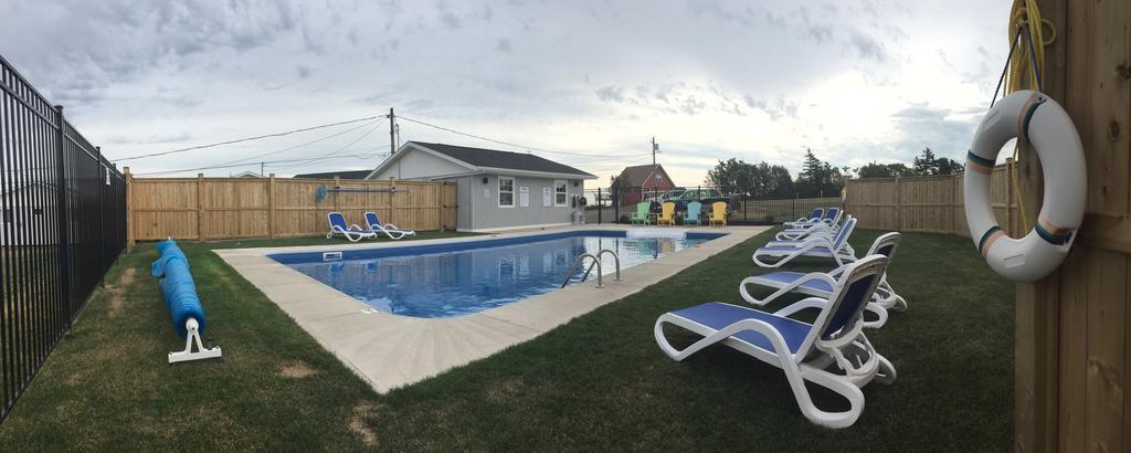 Cavendish Bosom Buddies Cottage Resort Kültér fotó